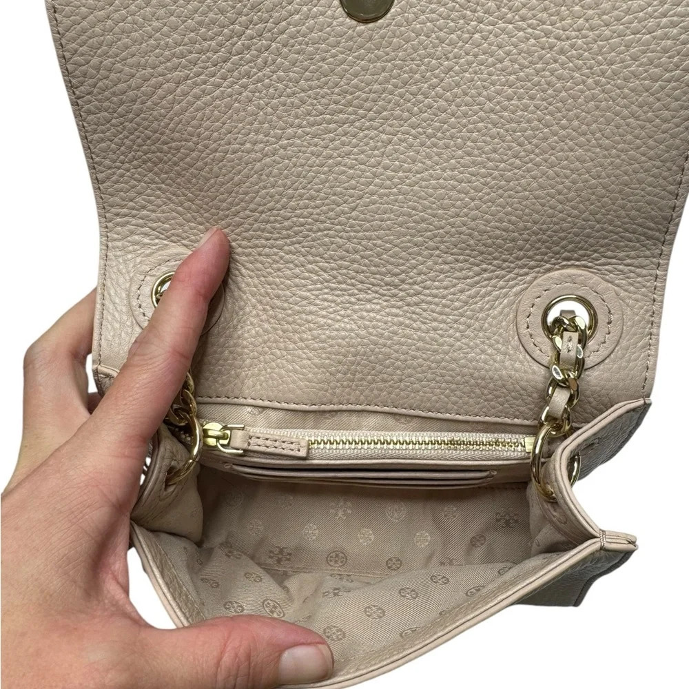 Tory Burch | Bombe Shrunken Shoulder Bag in Light Oak/Gold